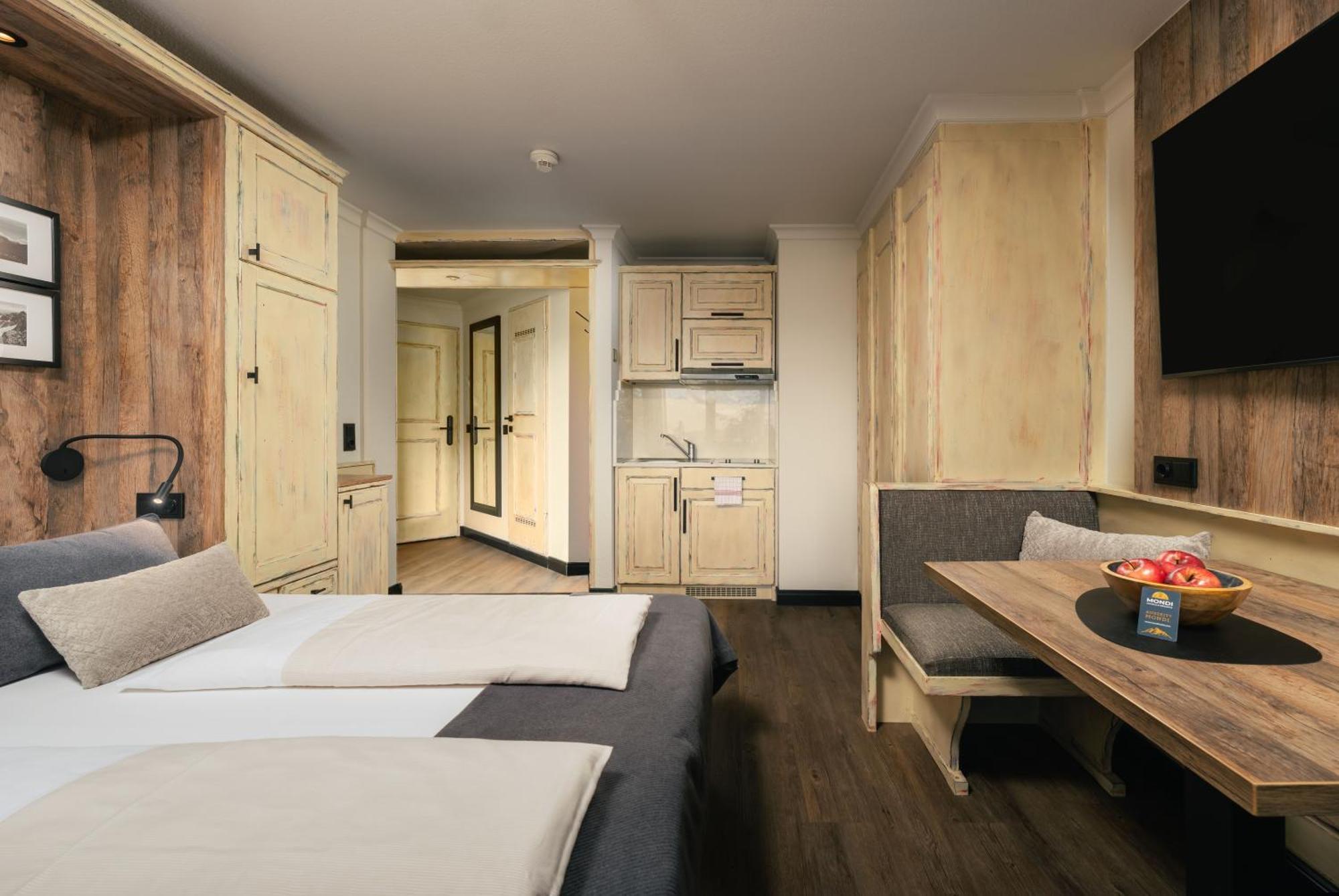 Mondi Hotel Axams Exterior photo